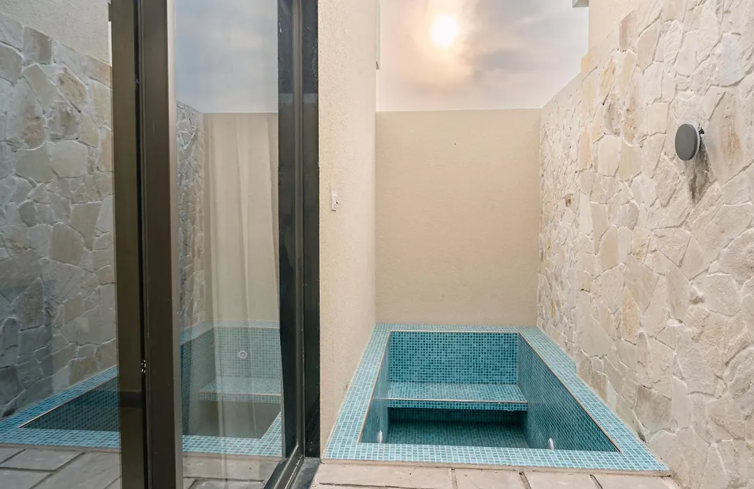 Kmr Hotels & Resorts-1